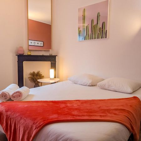 Le Cocon Bleu - Appartement Calme - Parking Gratuit - Fibre Arras Eksteriør billede