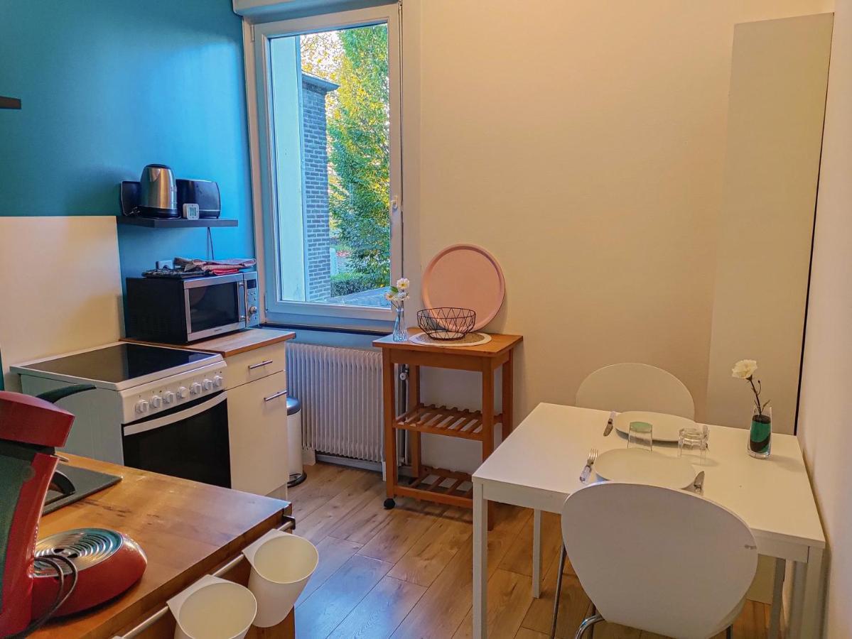 Le Cocon Bleu - Appartement Calme - Parking Gratuit - Fibre Arras Eksteriør billede
