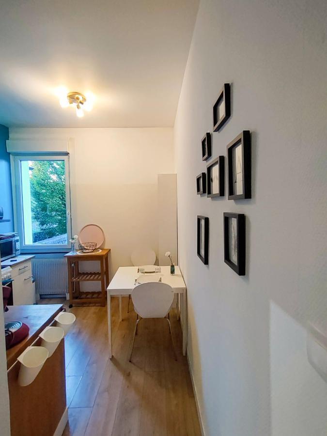 Le Cocon Bleu - Appartement Calme - Parking Gratuit - Fibre Arras Eksteriør billede